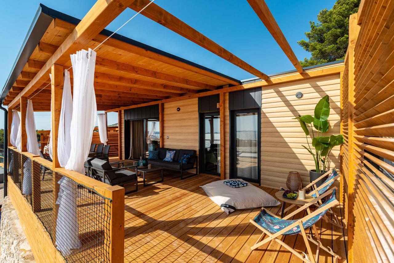 La Vie Est Belle Villa Drage Luaran gambar